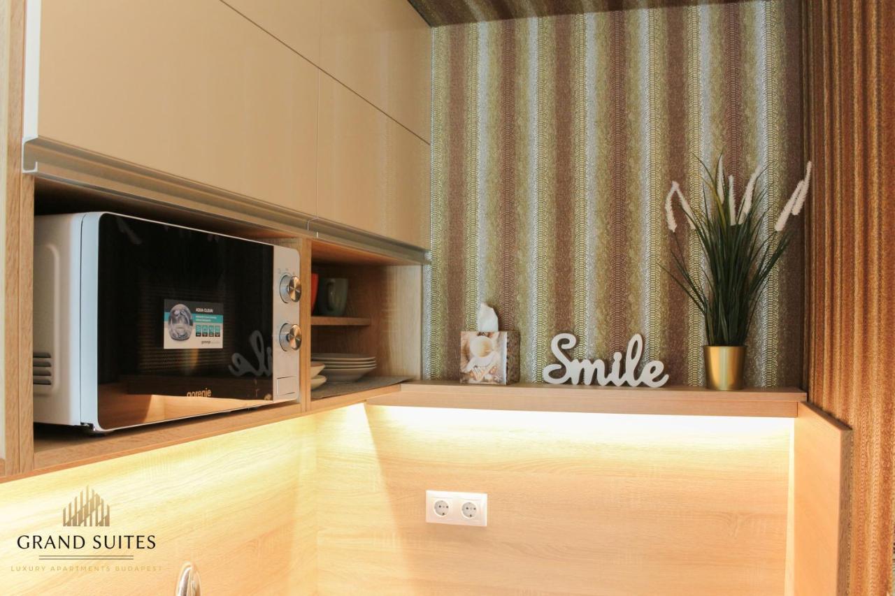 Grand Suites Corvin 부다페스트 외부 사진