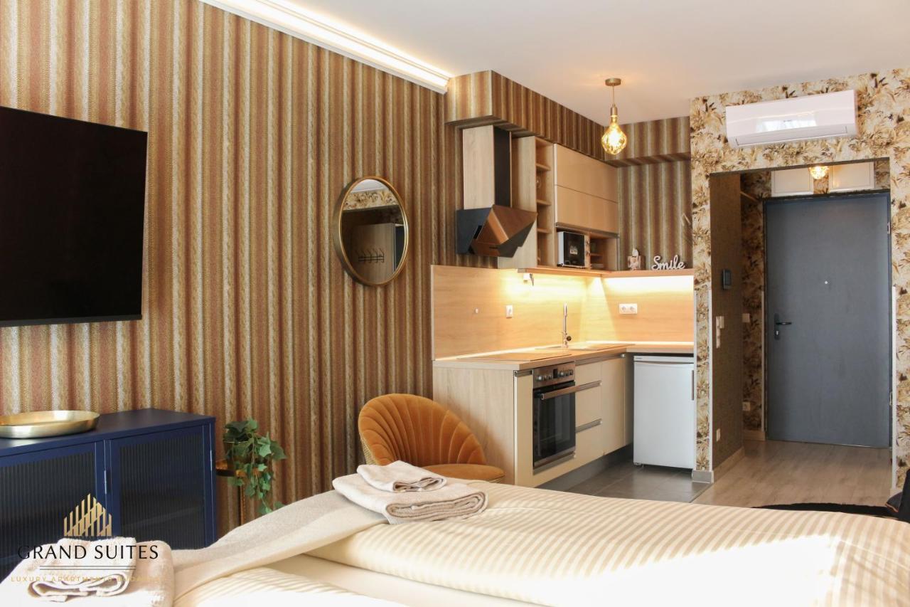 Grand Suites Corvin 부다페스트 외부 사진